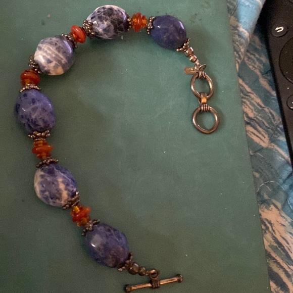 Sodalite bracelet with toggle closure 925 Sterling Silver Size 7” Vintage - Picture 1 of 6